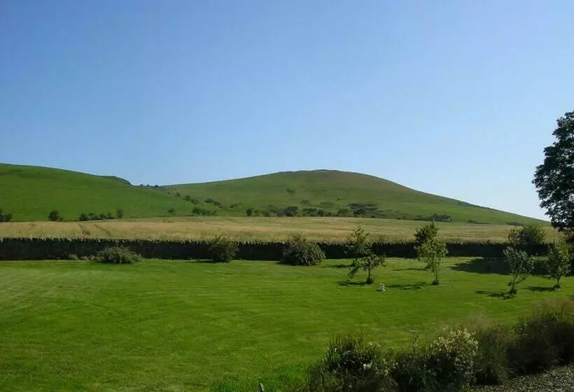 Balhousie Farm Bed And Breakfast