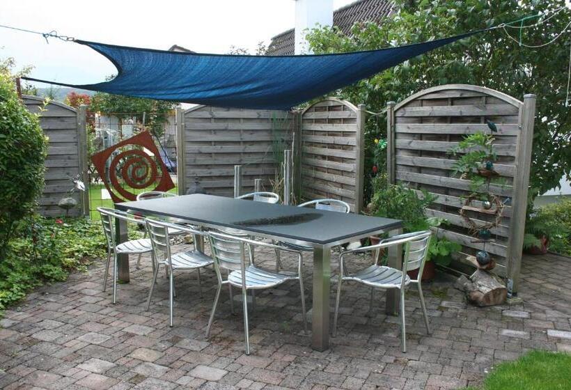 مبيت وإفطار Bnb Mönthal Im Jurapark