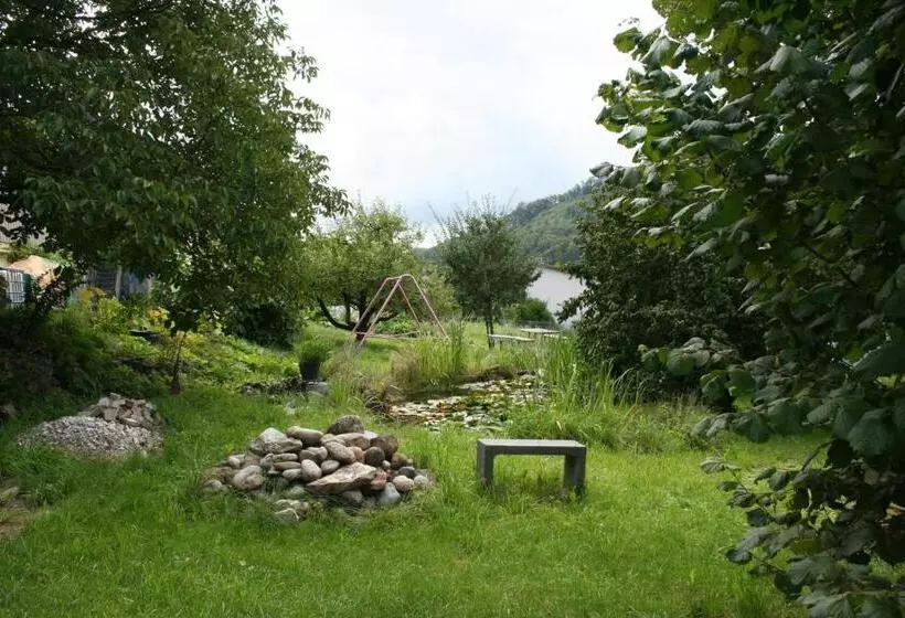 Aamiaismajoitus (B&B) Bnb Mönthal Im Jurapark