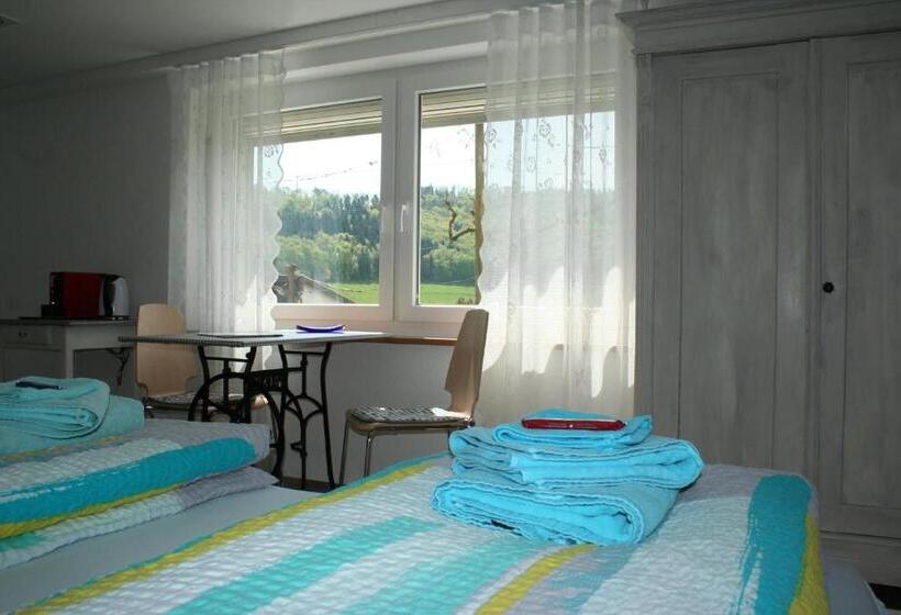 مبيت وإفطار Bnb Mönthal Im Jurapark