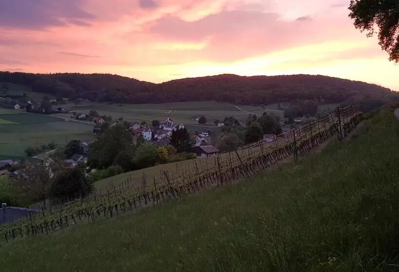 Aamiaismajoitus (B&B) Bnb Mönthal Im Jurapark