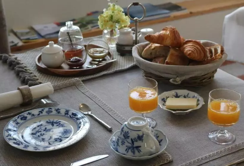 Aamiaismajoitus (B&B) Clerval Maison D Hôtes Et Gîtes