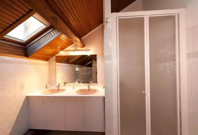 Aamiaismajoitus (B&B) El Balcó De Dorres