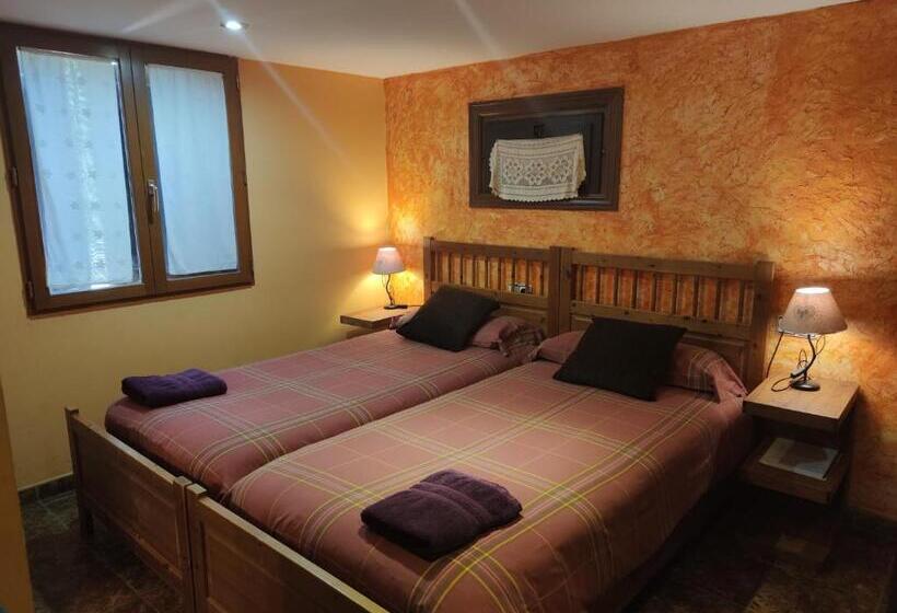 مبيت وإفطار El Balcó De Dorres