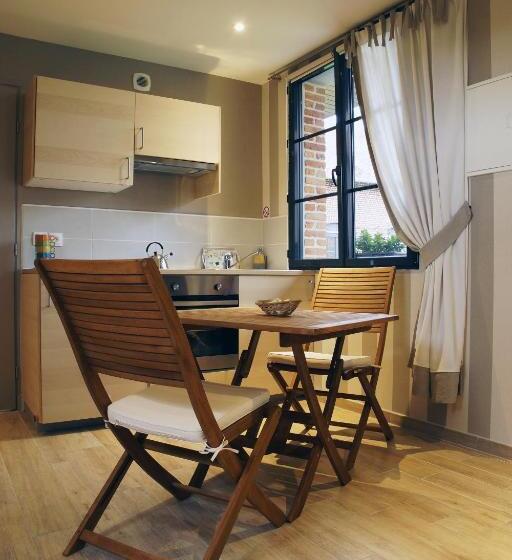 مبيت وإفطار La Cense   Ferme Des Tilleuls