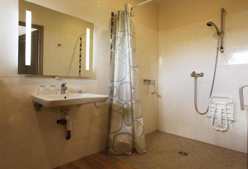 مبيت وإفطار La Cense   Ferme Des Tilleuls