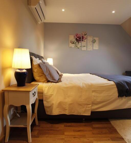 مبيت وإفطار La Cense   Ferme Des Tilleuls