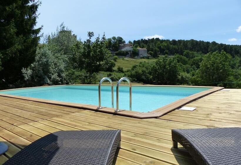 צימר Le Mas De Combeau