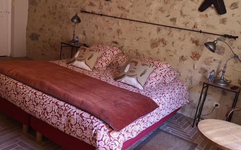 مبيت وإفطار Le Mimosa