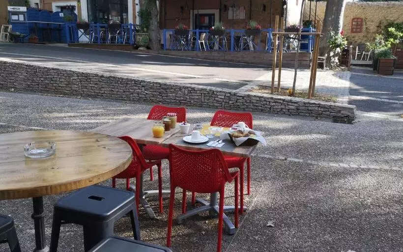 ベッドアンドブレックファースト Le Mimosa