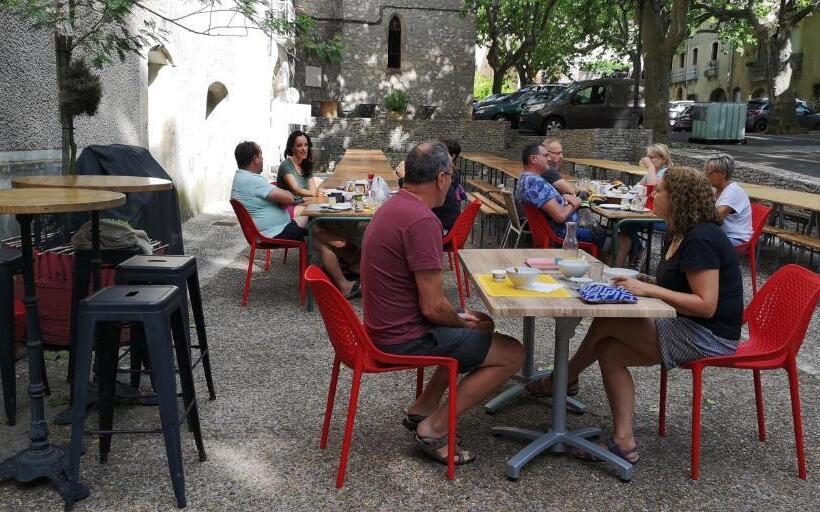 مبيت وإفطار Le Mimosa