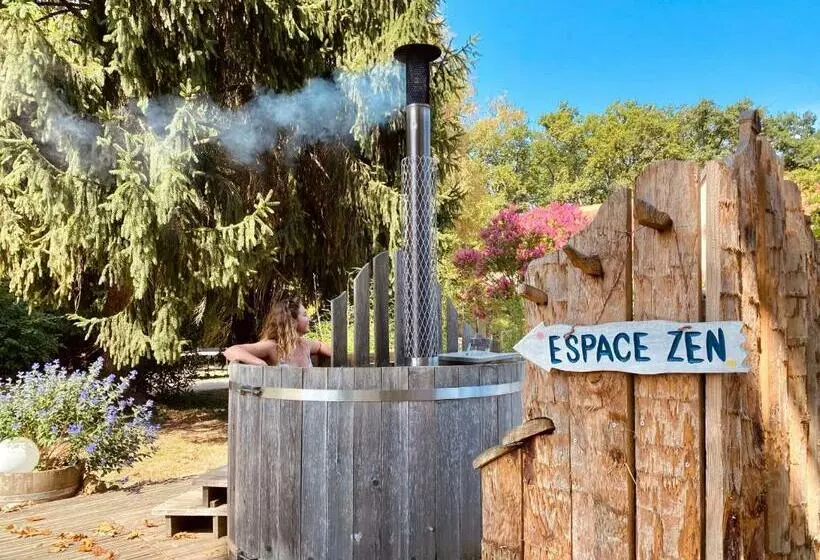 ベッドアンドブレックファースト Les Yourtes Du Béarn   Domaine Des Deux Clos