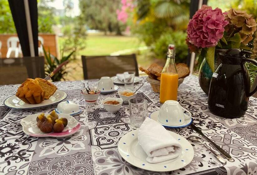 住宿加早餐 Les Yourtes Du Béarn Domaine Des Deux Clos