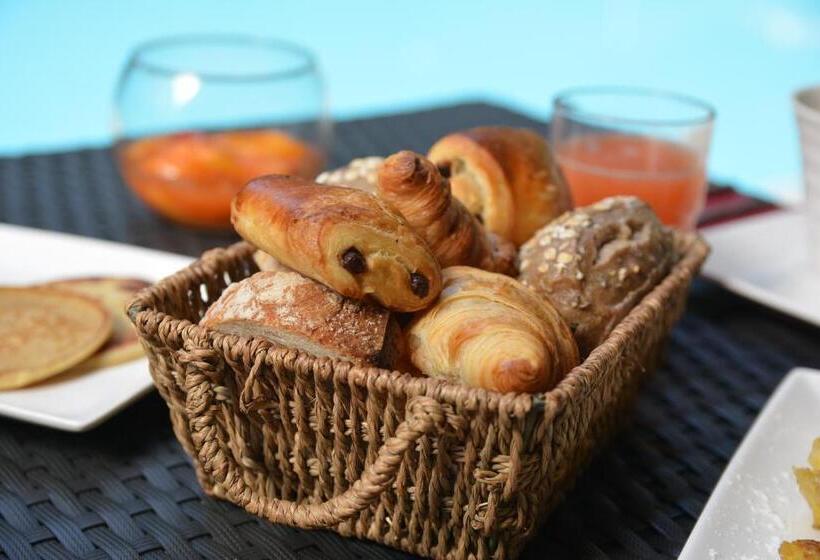 مبيت وإفطار Lili Paradis