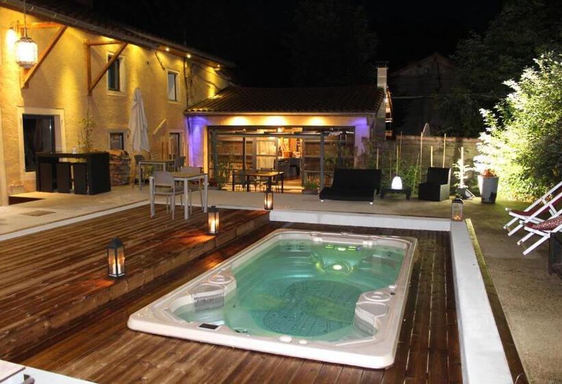 مبيت وإفطار Lili Paradis