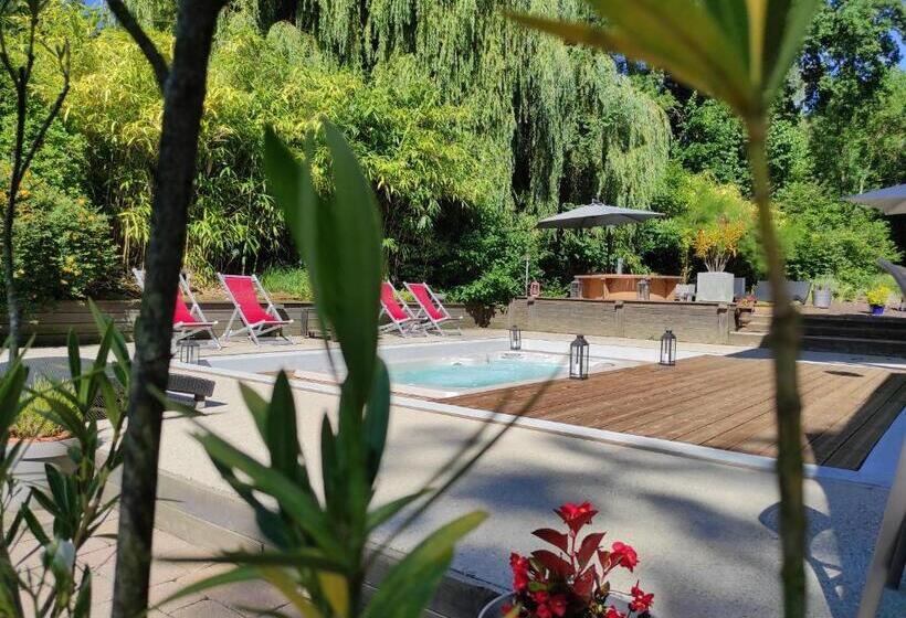 مبيت وإفطار Lili Paradis