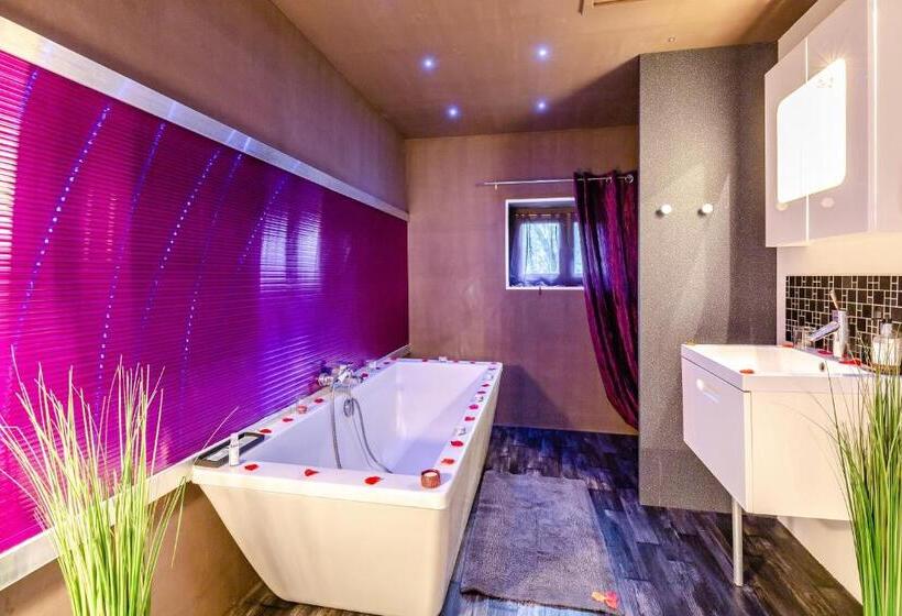 مبيت وإفطار Lili Paradis