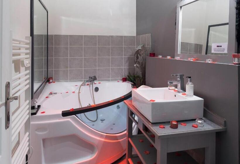 مبيت وإفطار Lili Paradis