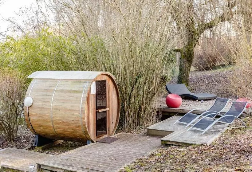 Aamiaismajoitus (B&B) Lili Paradis