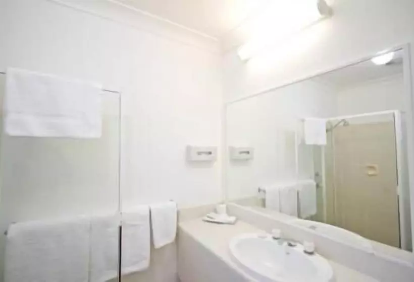 Branxton House Motel