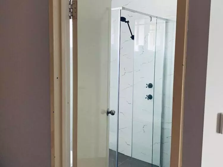 Branxton House Motel