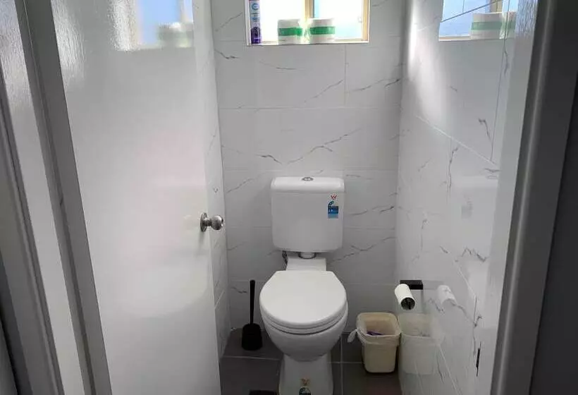 Branxton House Motel