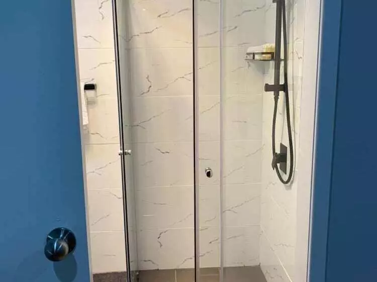 Branxton House Motel