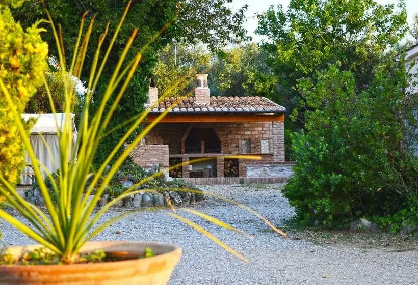 Hotelli Agriturismo Frangivento