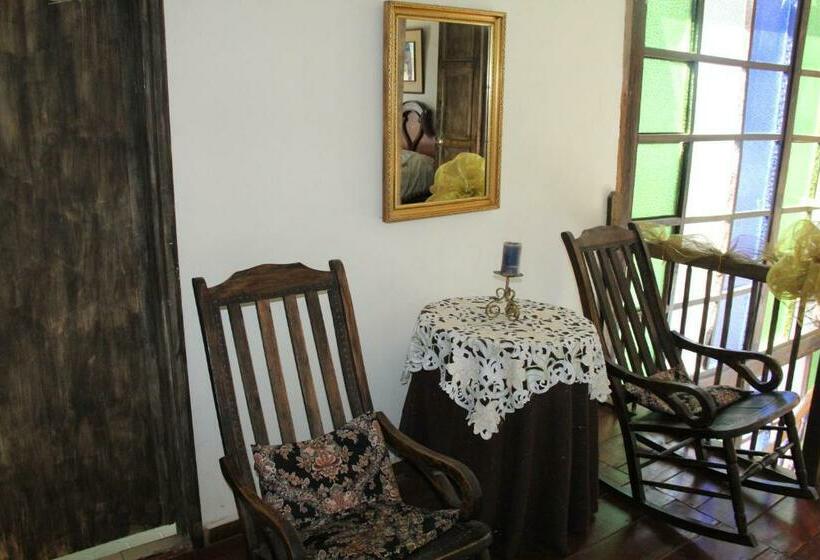 Hotel Colonial   Salamina Caldas