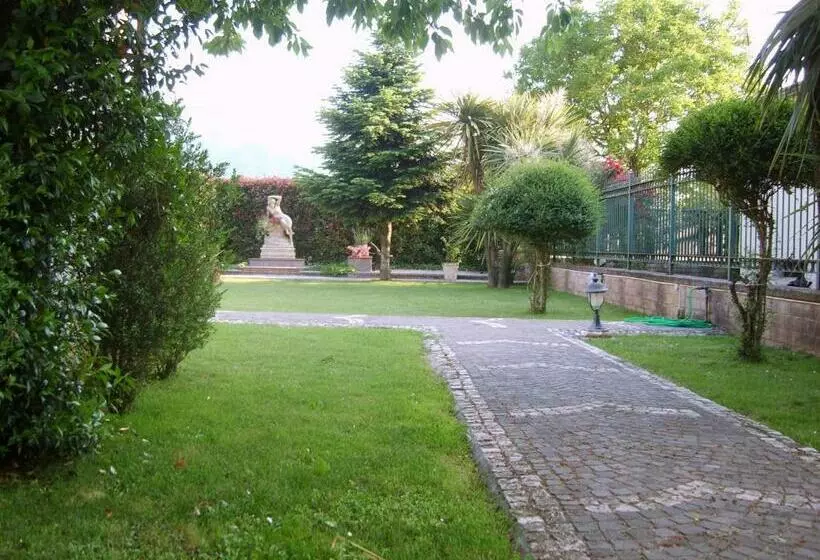 Hotelli Rosso Di Sera