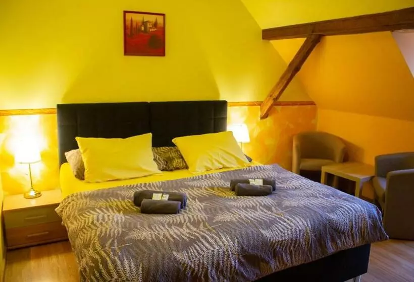 Hotelli Rychta Netolice