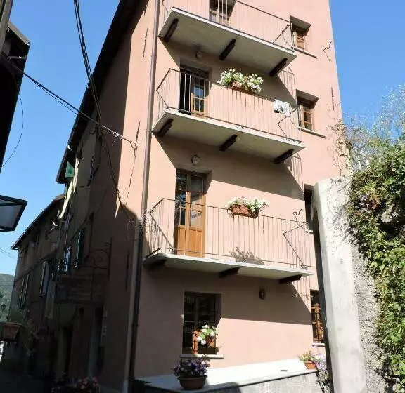 Majatalo Affittacamere Dall'acquarone