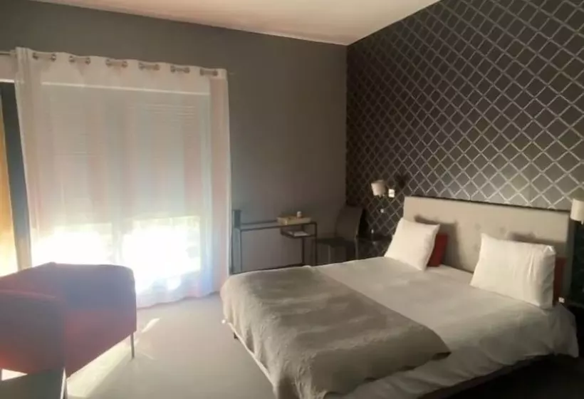 ペンション Dans Les Vignes