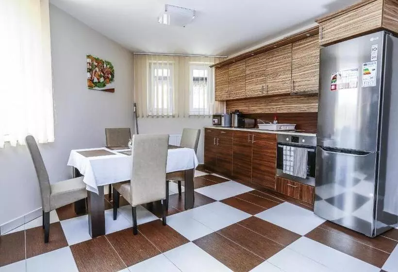 ペンション Gránátalma Vendégház