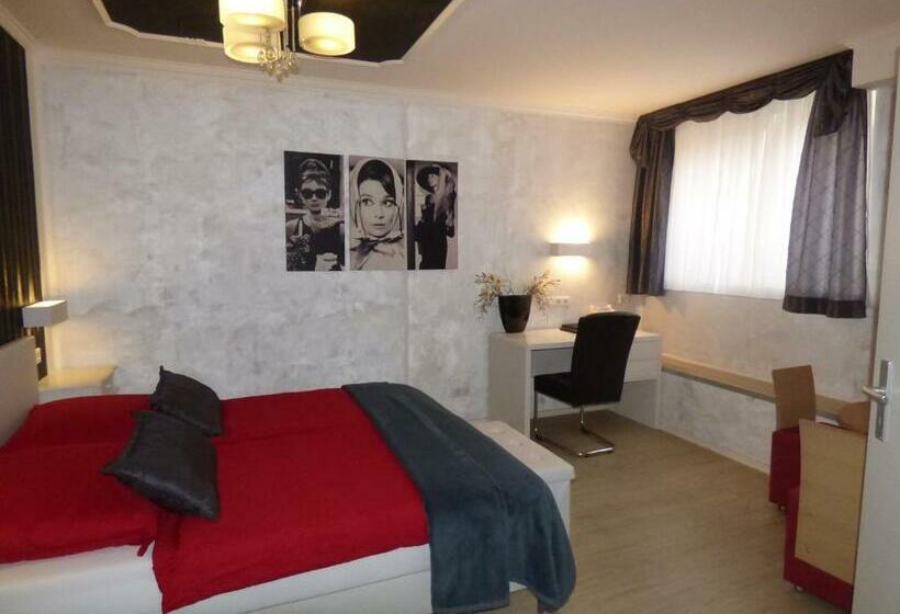 펜션 Landhaus Am Sonnenberg