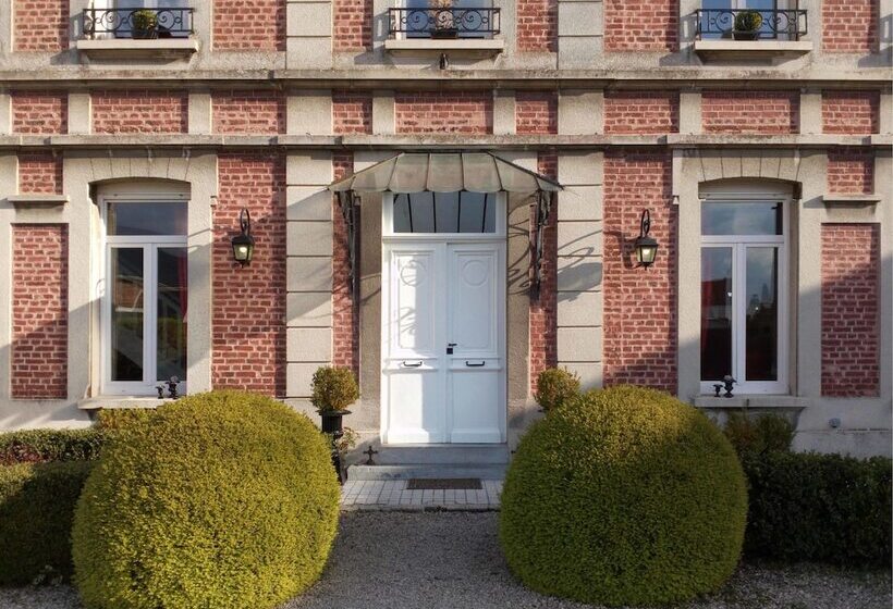 פנסיון Manoir Le Louis Xxi