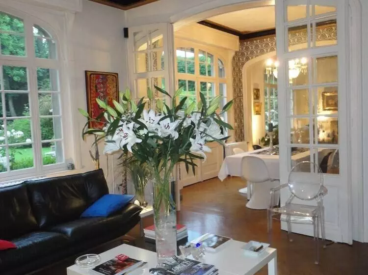 Majatalo Manoir Le Louis Xxi