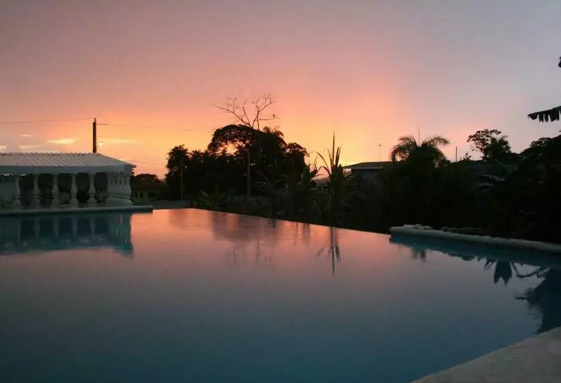 Majatalo Sol Pacifico Lodge