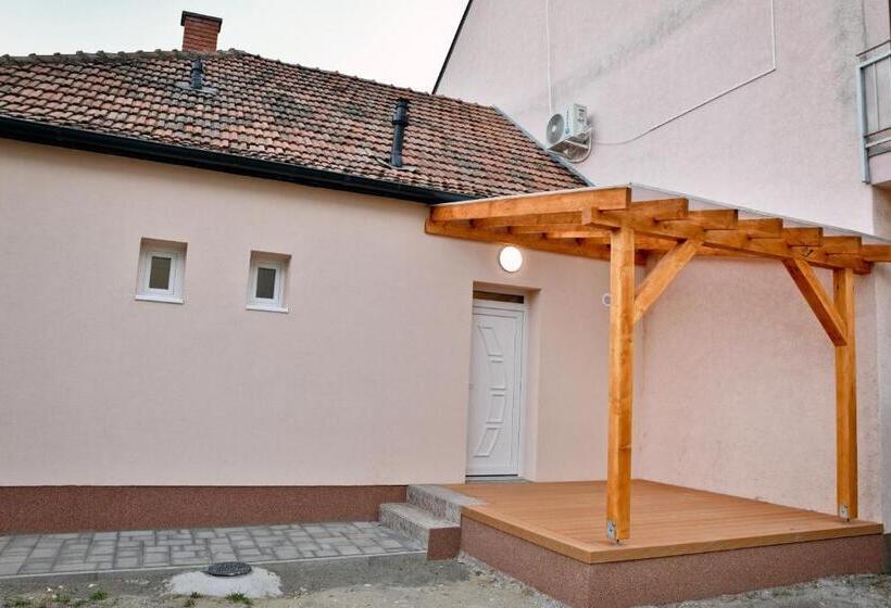 Pensão Tömörkény Vendégház