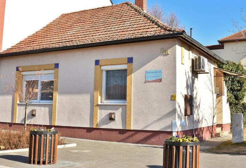 Pensão Tömörkény Vendégház