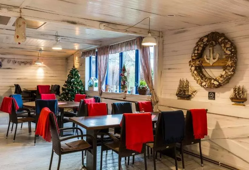 Majatalo U Námořníka Restaurant A Penzion