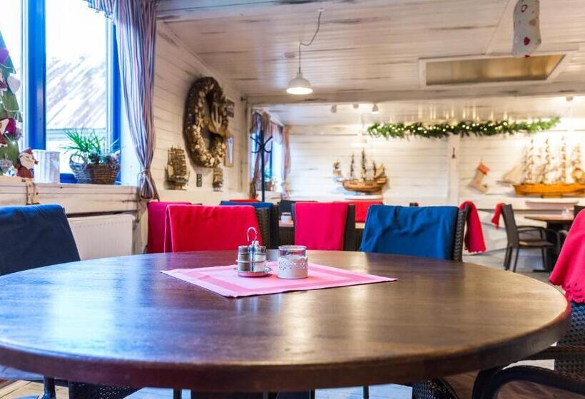 Panzió U Námořníka Restaurant A Penzion