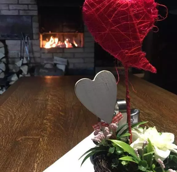 Majatalo U Námořníka Restaurant A Penzion