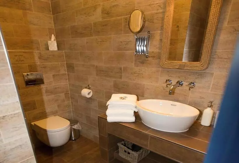 Majatalo U Námořníka Restaurant A Penzion