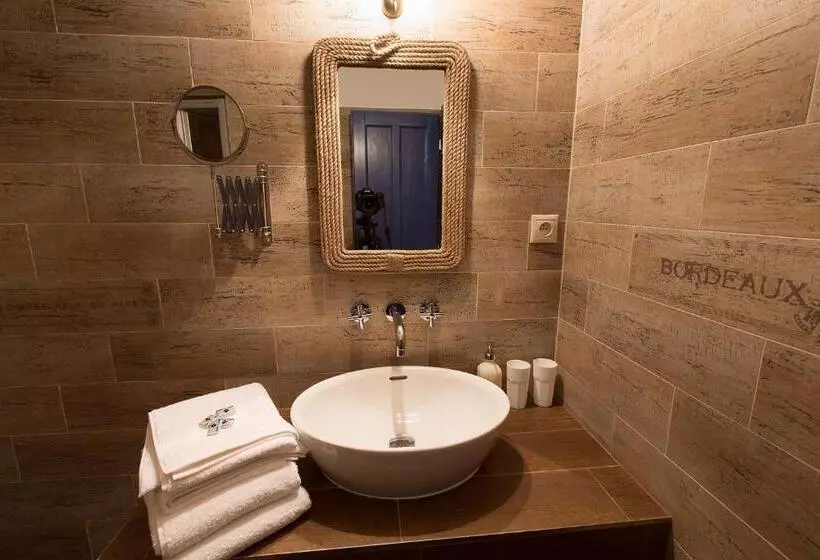 Majatalo U Námořníka Restaurant A Penzion