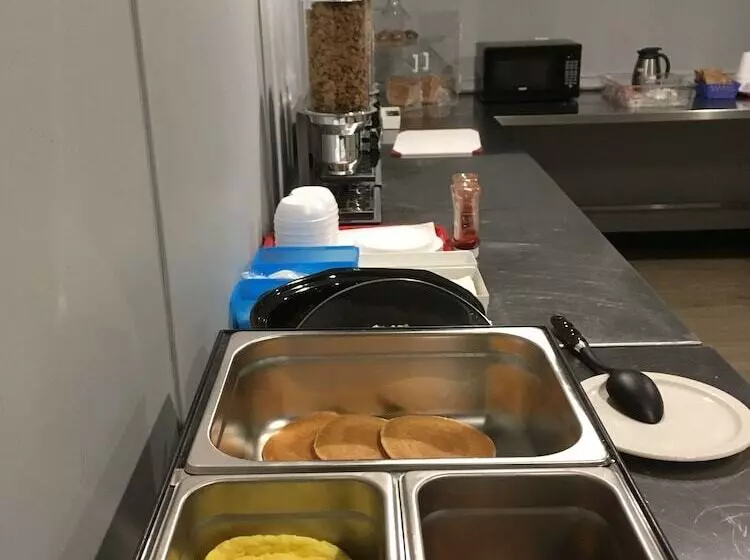 Retkeilymaja Riverside Inn