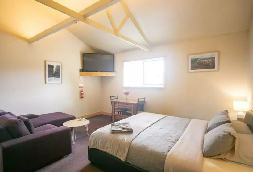 Aamiaismajoitus (B&B) 3 Hills At The Good Place