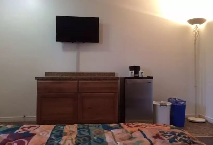 Aamiaismajoitus (B&B) Carleton Motel And Coffee Shop