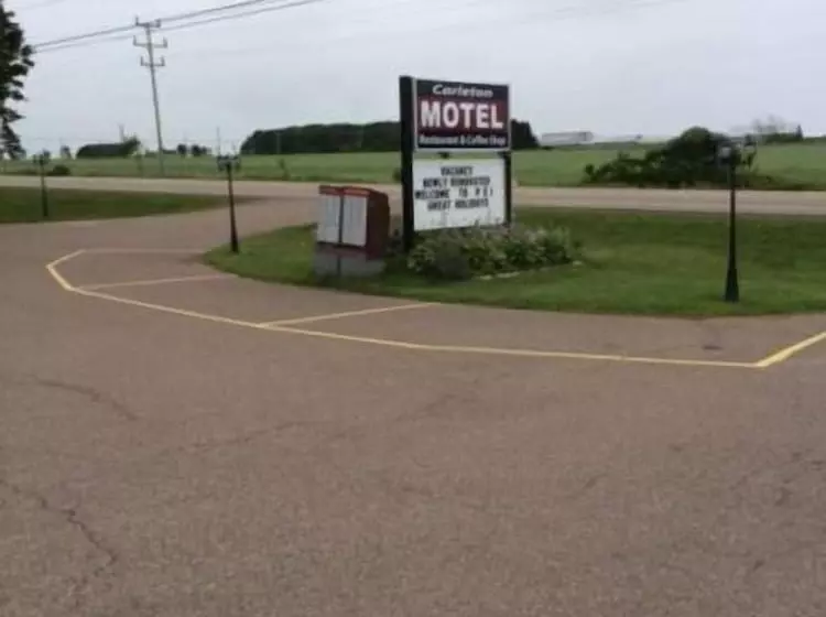 Aamiaismajoitus (B&B) Carleton Motel And Coffee Shop