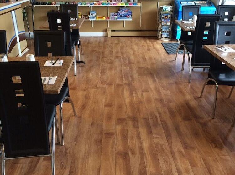 Bed and Breakfast Carleton Motel And Coffee Shop